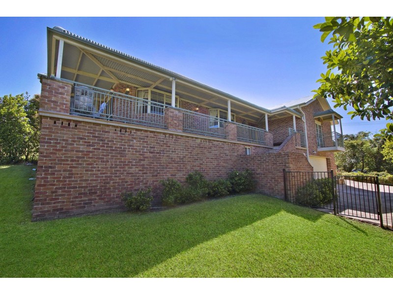 8 Douglas Road, Kurrajong Heights NSW 2758