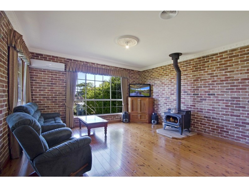 8 Douglas Road, Kurrajong Heights NSW 2758