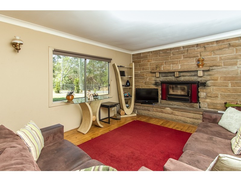 18 Applegum Grove, Kurrajong NSW 2758
