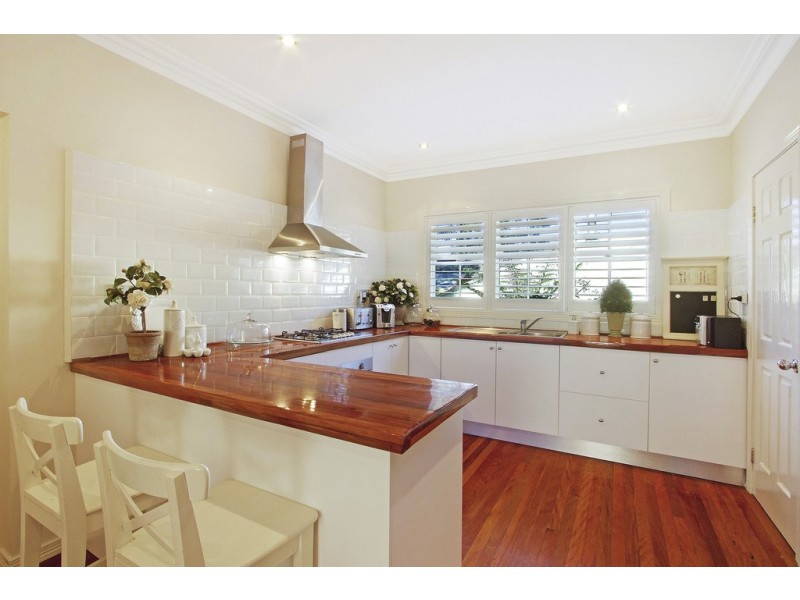 33 Burralow Road, Kurrajong Heights NSW 2758