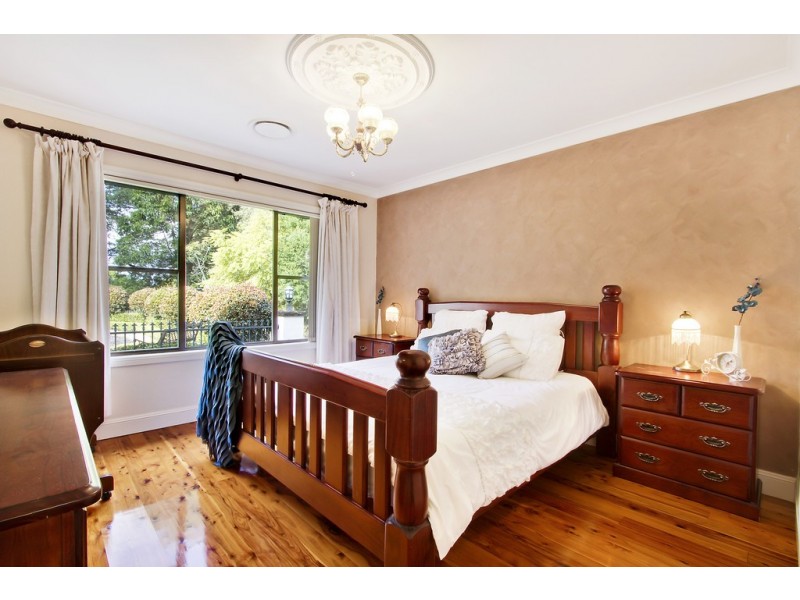 105 Warks Hill Road, Kurrajong Heights NSW 2758