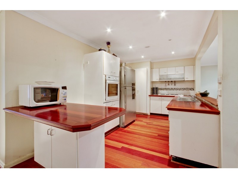 261 Lieutenant Bowen Drive, Bowen Mountain NSW 2753