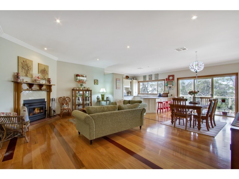 331 Lieutenant Bowen Drive, Bowen Mountain NSW 2753