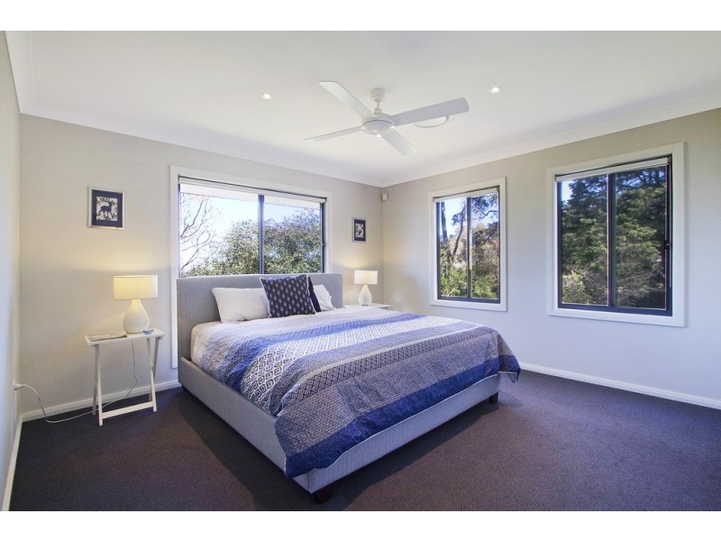 12 Pecks Road, Kurrajong Heights NSW 2758