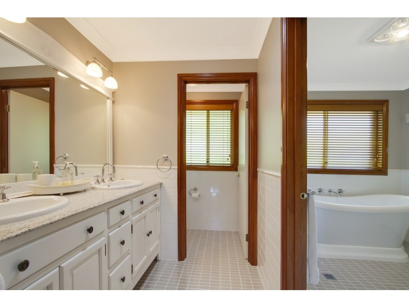 37 Innis Place, Kurrajong Hills NSW 2758