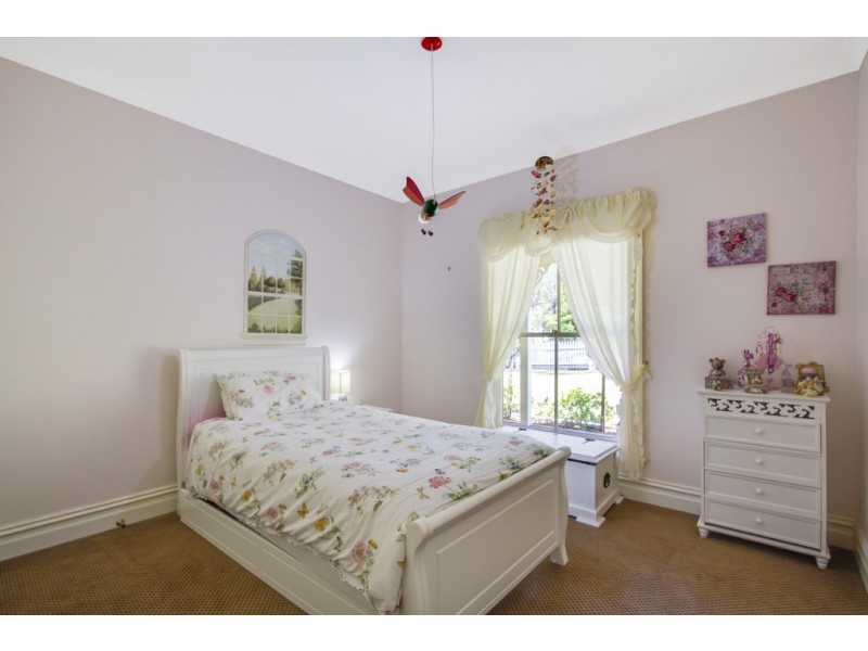 33 Lieutenant Bowen Road, Bowen Mountain NSW 2753