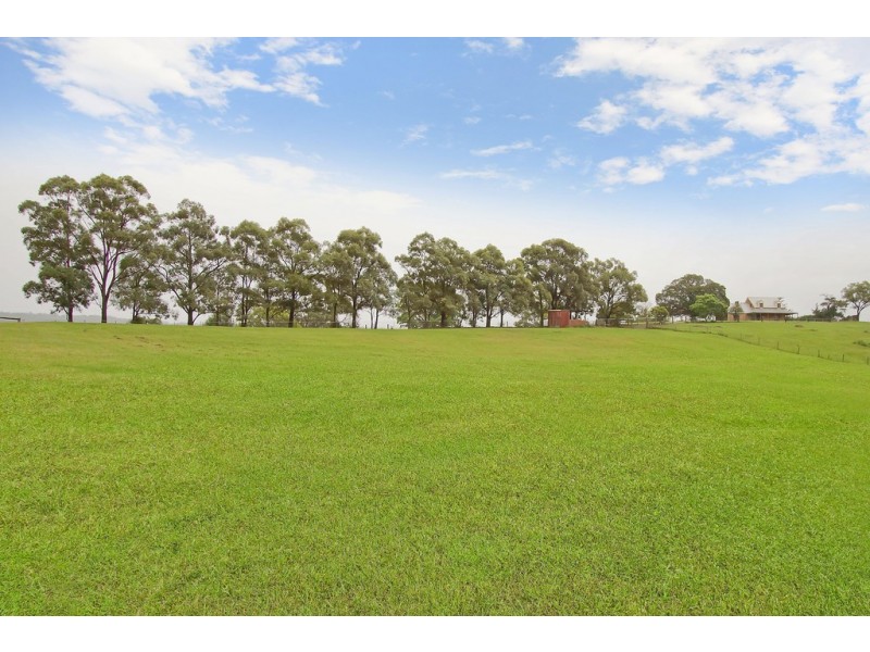 42 Cabbage Tree Road, Grose Vale NSW 2753