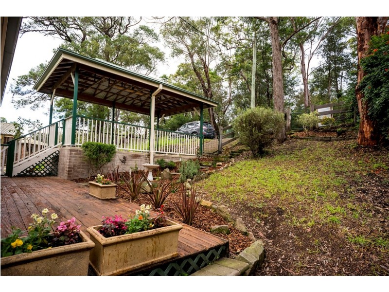 11 Waratah Street, Bowen Mountain NSW 2753
