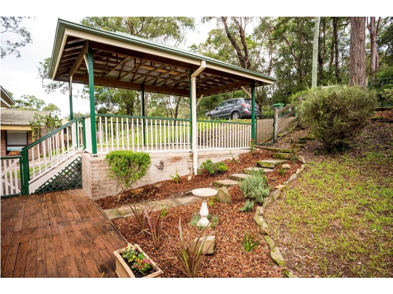 11 Waratah Street, Bowen Mountain NSW 2753