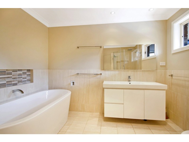 37 Robertson Street, Kurrajong NSW 2758