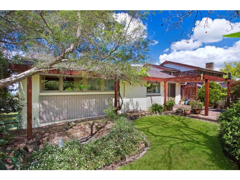 8 Bunya Crescent, Bowen Mountain NSW 2753