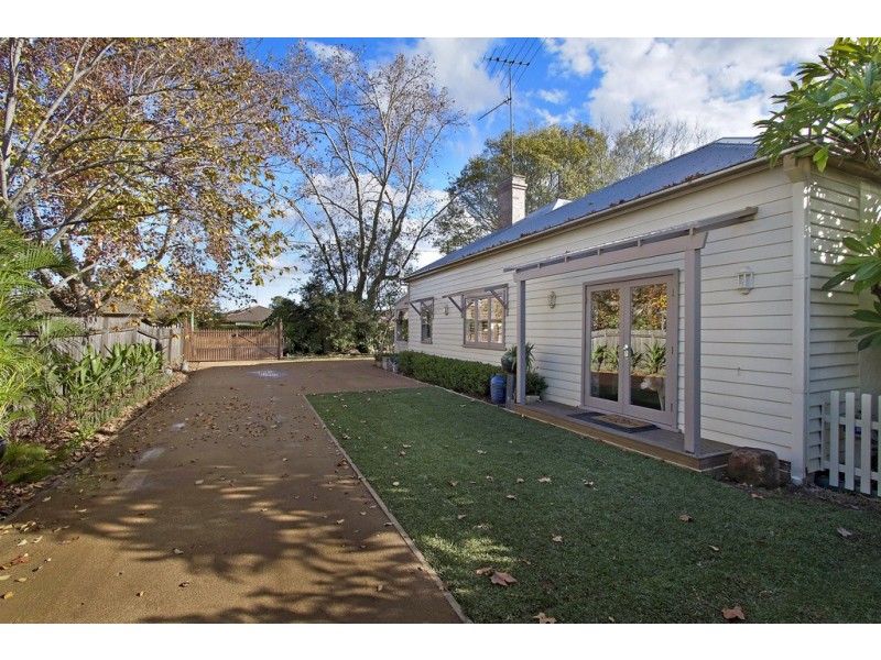 65 Windsor Street, Richmond NSW 2753