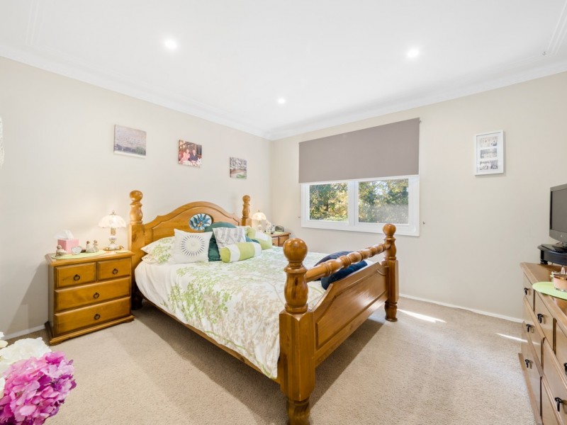15 Stanley Avenue, Kurrajong Heights NSW 2758