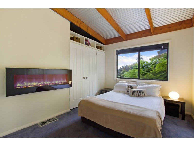 8 Rain Ridge Road, Kurrajong Heights NSW 2758