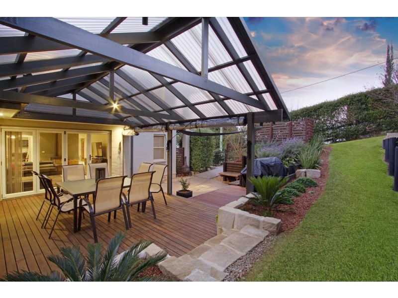 1 Pinedale Place, Kurrajong Heights NSW 2758