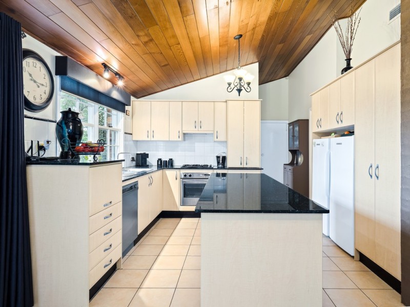 41 Mountain View Close, Kurrajong Hills NSW 2758