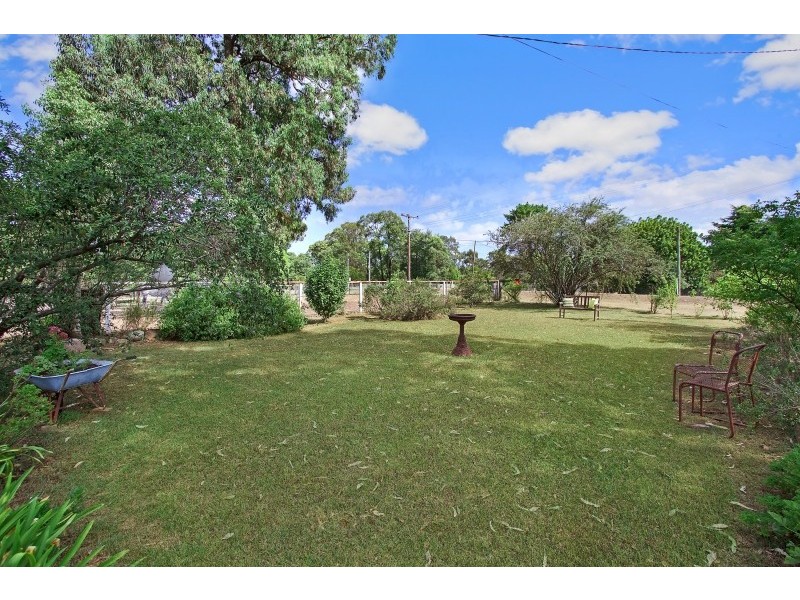 328 Blaxlands Ridge Road, Kurrajong NSW 2758