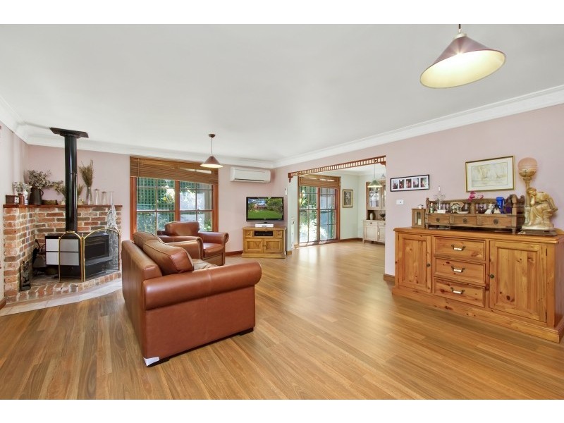 29 Burralow Road, Kurrajong Heights NSW 2758