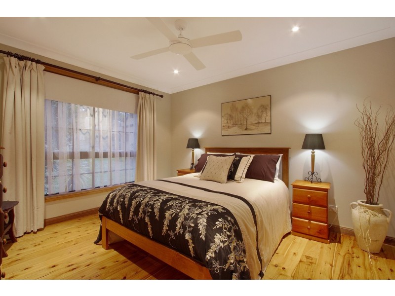 335 Lieutenant Bowen Drive, Bowen Mountain NSW 2753