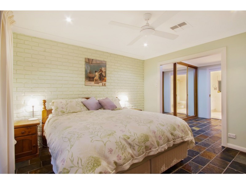 129 Mountain View Close, Kurrajong NSW 2758