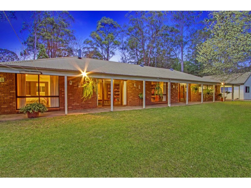 129 Mountain View Close, Kurrajong NSW 2758