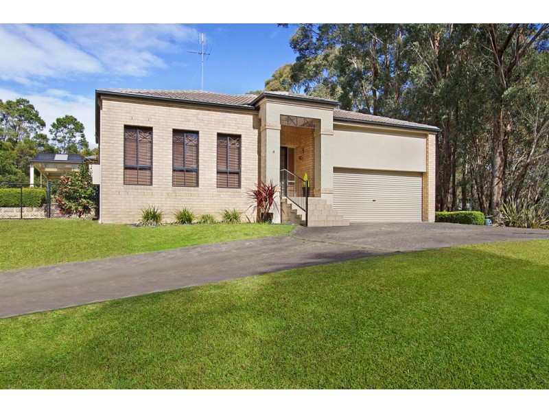 6 Coach House Road, Kurrajong Heights NSW 2758