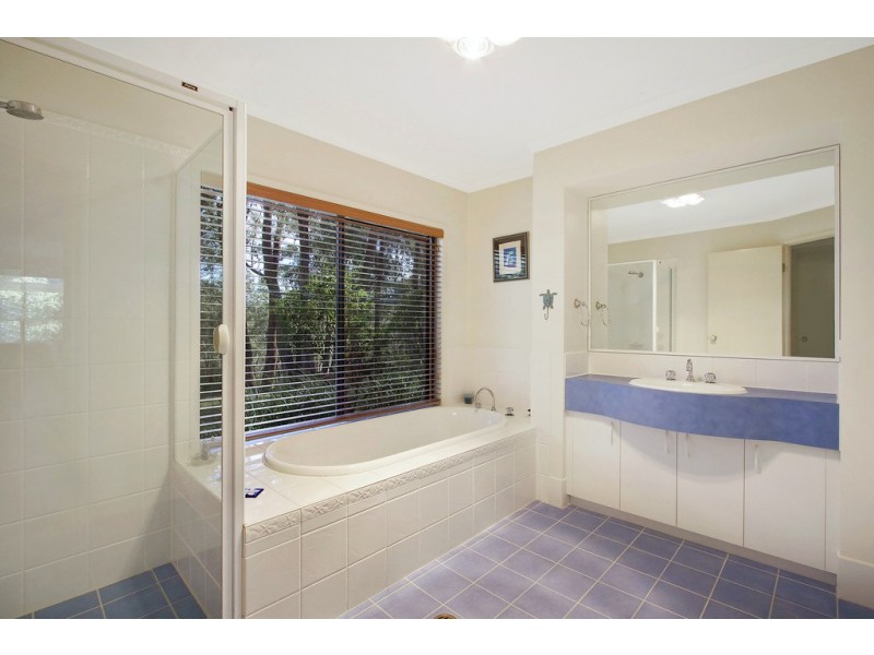 6 Coach House Road, Kurrajong Heights NSW 2758
