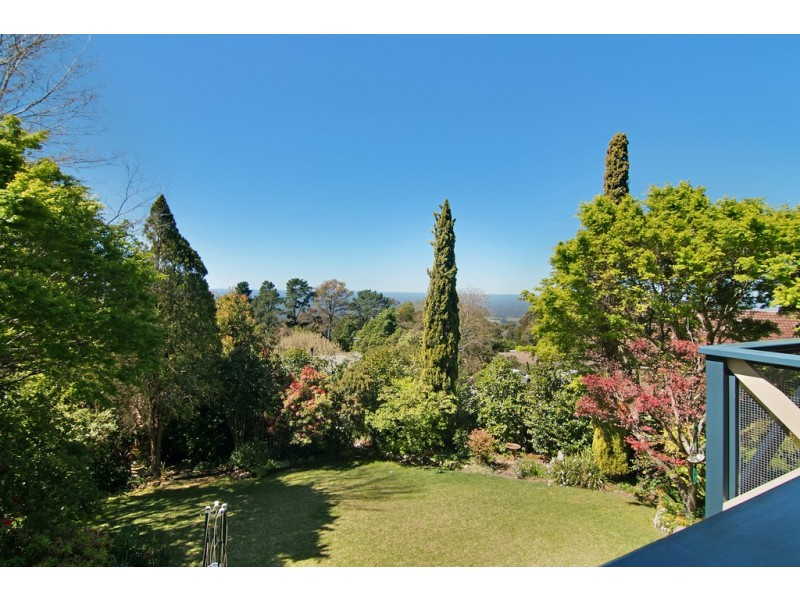 20 Warks Hill Road, Kurrajong Heights NSW 2758