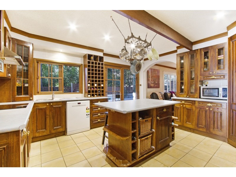 2 Waratah St, Bowen Mountain NSW 2753