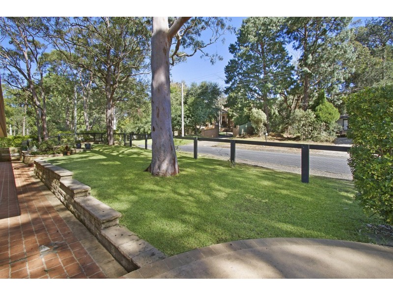 2 Waratah St, Bowen Mountain NSW 2753