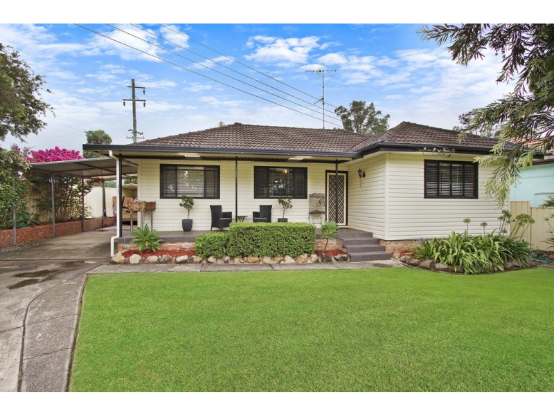 1 Warrina Place, Londonderry NSW 2753