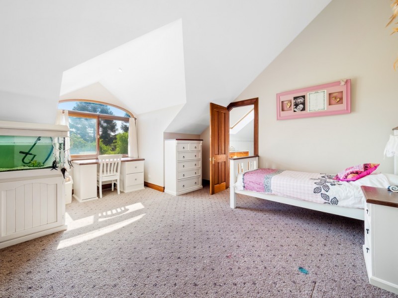 253 Blaxlands Ridge Road, Kurrajong NSW 2758