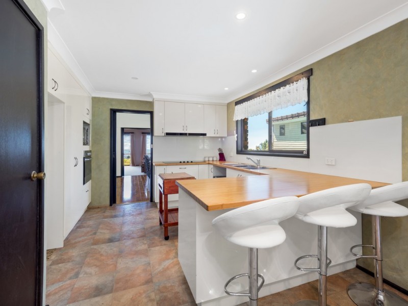 8 Frederick Place, Kurrajong Heights NSW 2758