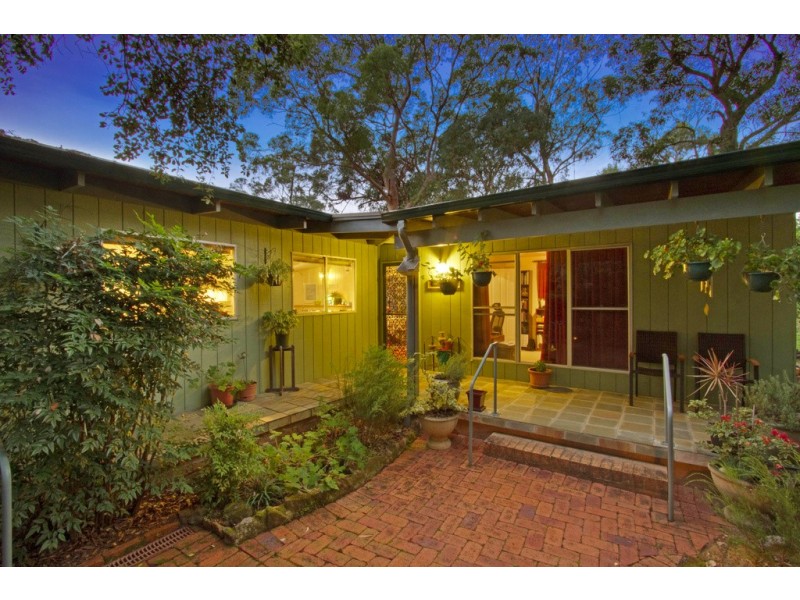 249 Lieutenant Bowen Drive, Bowen Mountain NSW 2753