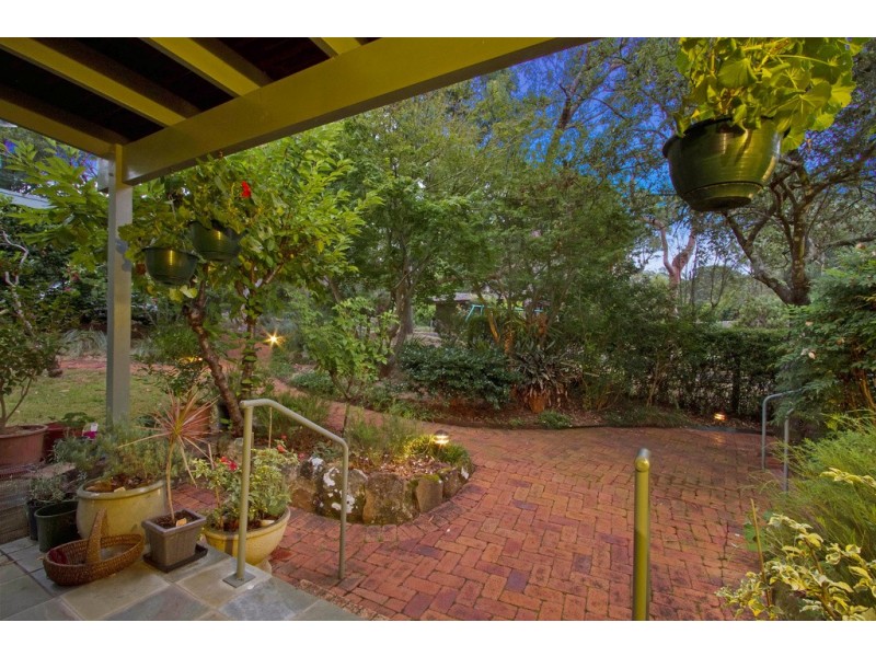 249 Lieutenant Bowen Drive, Bowen Mountain NSW 2753