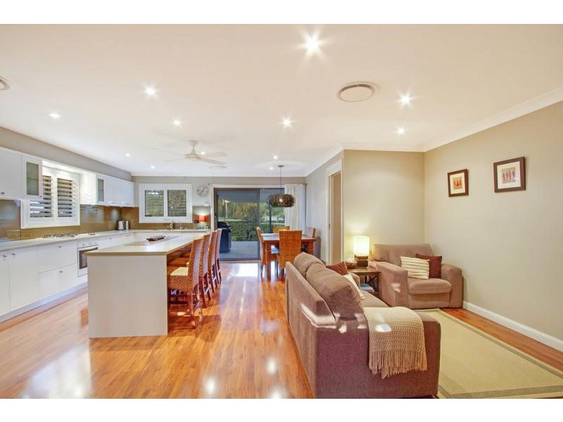 12 Lelia Avenue, Freemans Reach NSW 2756