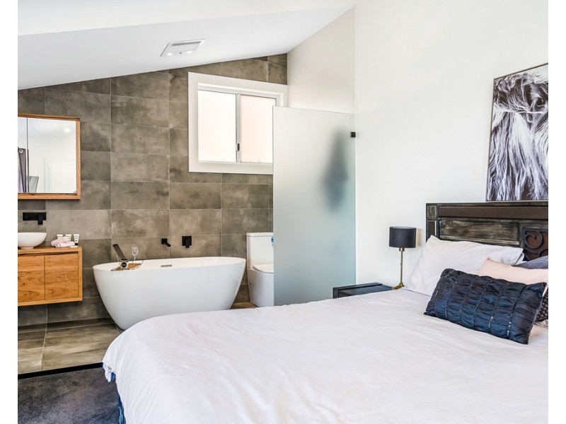 11 Pinedale Place, Kurrajong Heights NSW 2758