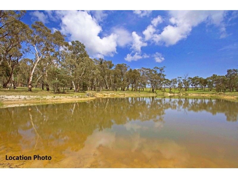 5 Hat Hill Lane, Meadow Flat NSW 2795