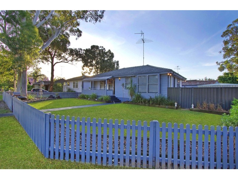 27 Luttrell Street, Richmond NSW 2753