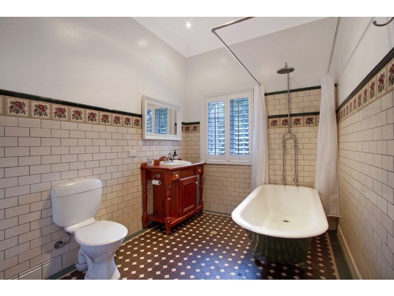 11 Douglas Road, Kurrajong Heights NSW 2758