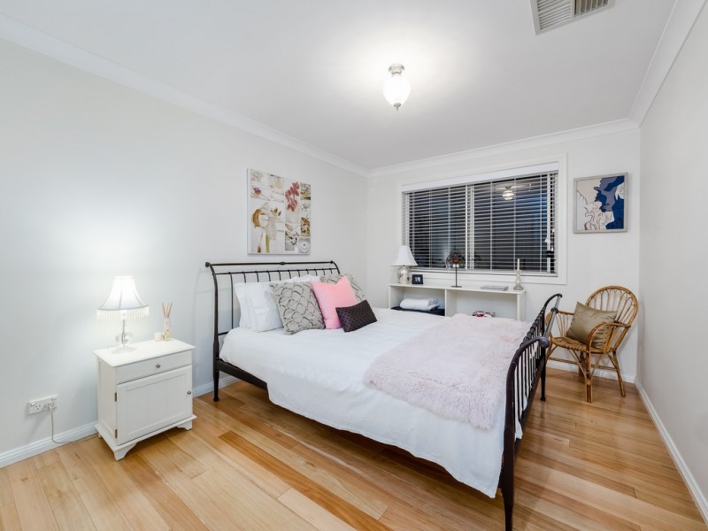 44 Pine Place, Grose Vale NSW 2753