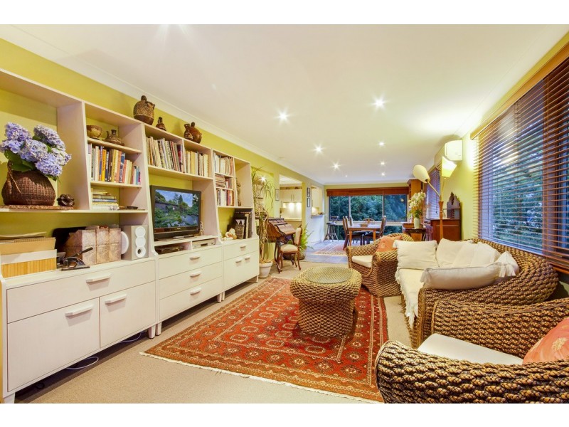 4 Warks Hill Road, Kurrajong Heights NSW 2758