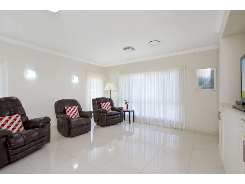 18A Florence Avenue, Kurrajong NSW 2758