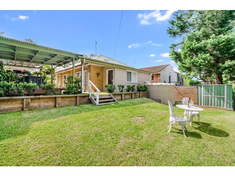 35 Burralow Road, Kurrajong Heights NSW 2758