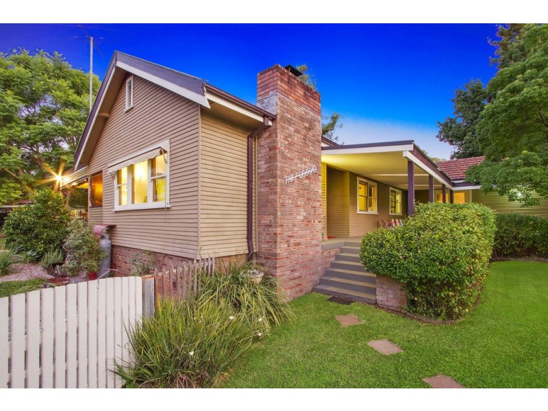 124 Old Bells Line of Road, Kurrajong NSW 2758