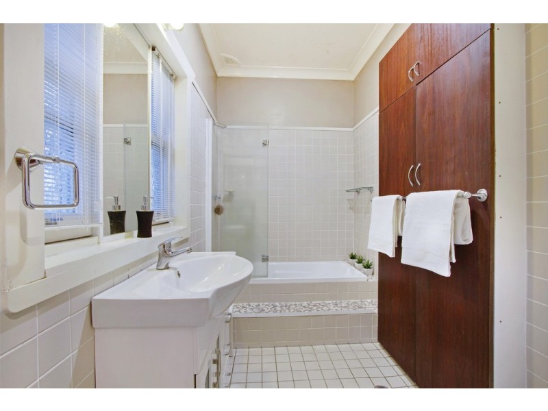 124 Old Bells Line of Road, Kurrajong NSW 2758