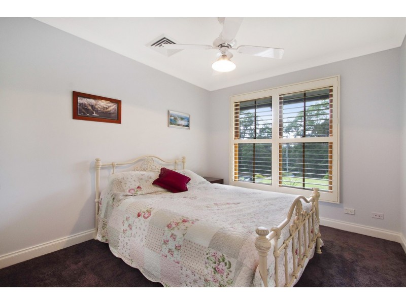 66 Bowen Mountain Rd, Bowen Mountain NSW 2753