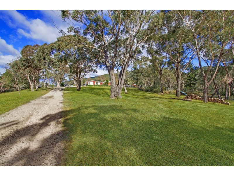 3499 Bells Line of Road, Berambing NSW 2758