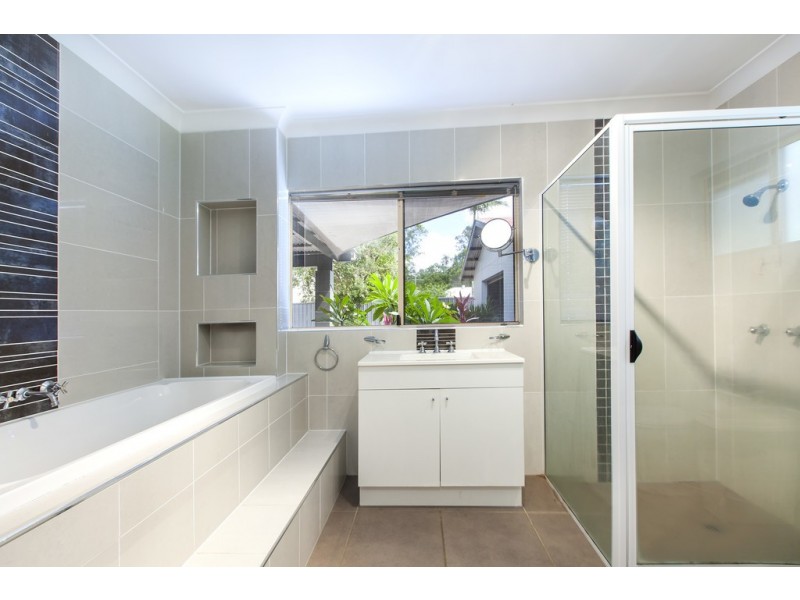 230 Landershute Road, Landers Shoot QLD 4555