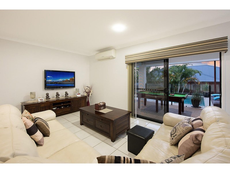 54 PETIGRAIN AVENUE, Palmwoods QLD 4555